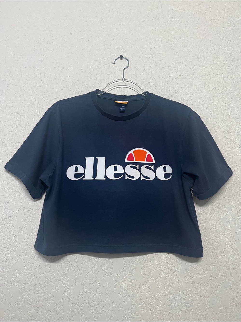 Ellesse Women’s Medium Navy Cropped Tee with Ellesse Logo
